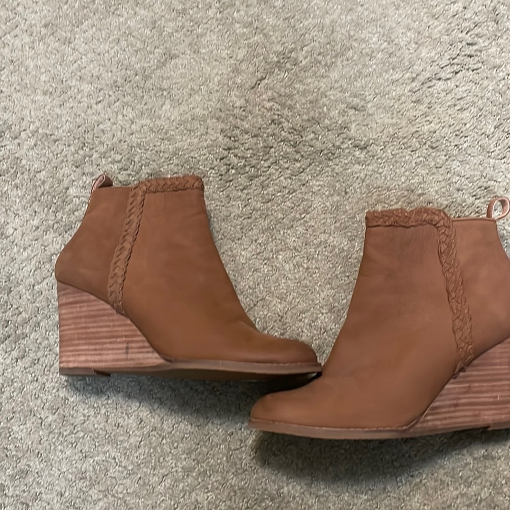 Caslon Whitney Wedge Bootie